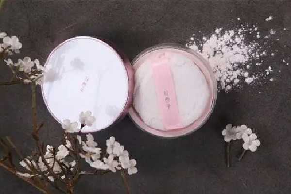 花西子蜜粉和散粉哪个好用 花西子蜜粉和散粉哪个好用