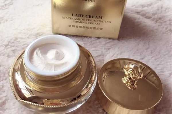 贵妇膏属于化妆品还是护肤品 贵妇膏属于化妆品还是护肤品