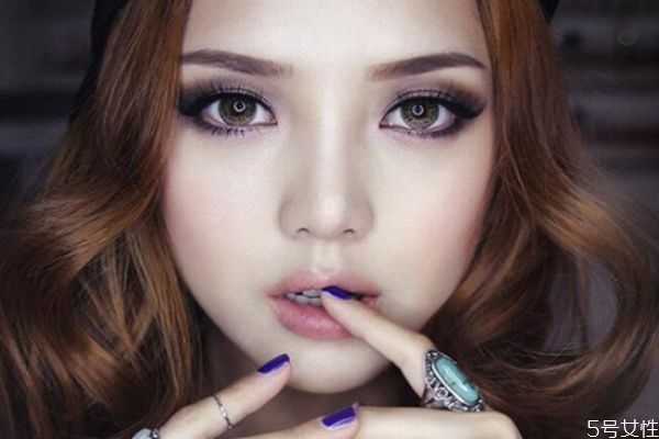 烟熏妆适合上班族吗?烟熏妆怎么画才好看