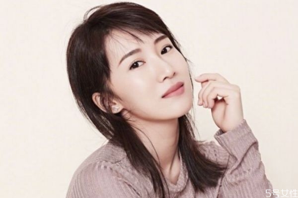 藕粉色眼妆怎么画？怎么画藕粉色眼妆好看