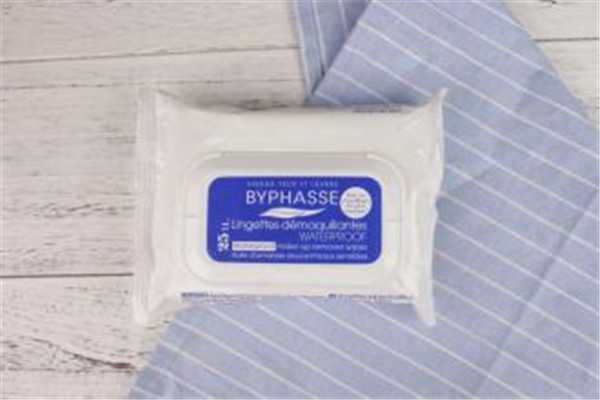 卸妆湿巾和普通湿巾有什么区别