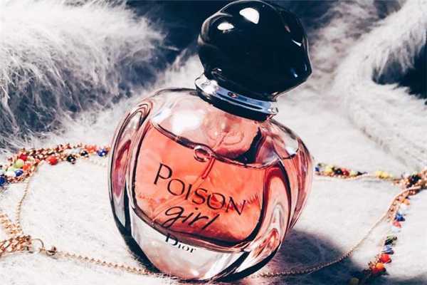 迪奥毒药香水一共几款？迪奥毒药系列香水哪个好闻