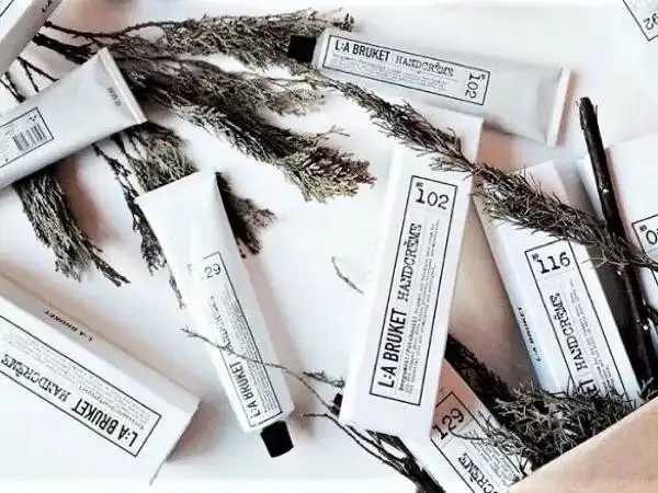 使用眼霜有危害吗