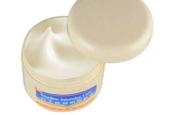 凡士林的作用有哪些