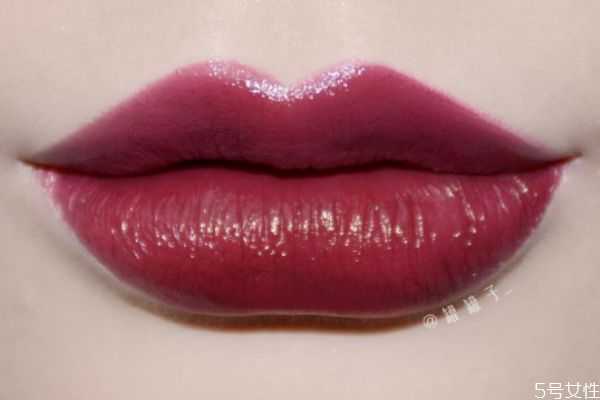 香奈儿唇釉牛血色是几号？香奈儿的154号唇釉