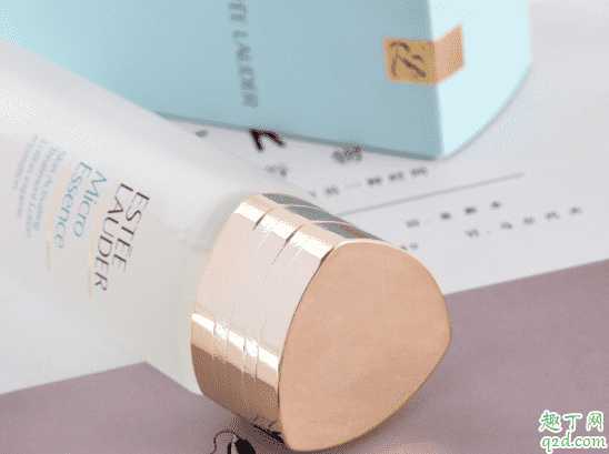 雅诗兰黛微精华原生液是水还是精华?雅诗兰黛原生液和微精华是不是一个东西 雅诗兰黛微精华原生液是水还是精华?雅诗兰黛原生液和微精华是不是一个东西