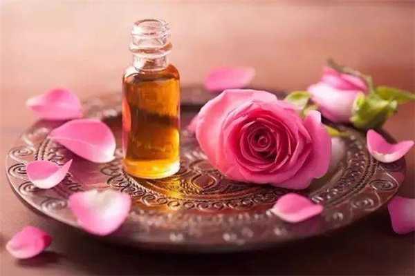 复方精油一次用多少 复方精油的功效与作用