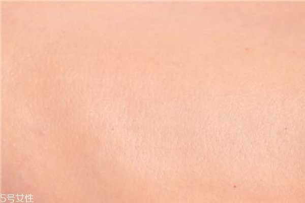 什么身体乳保湿效果好