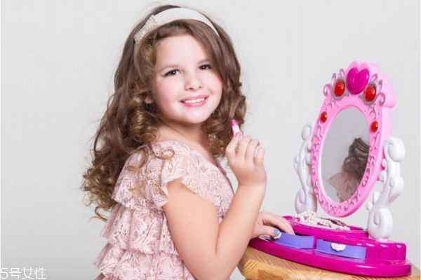 小孩怎么化妆好看 这样化妆好看又简单