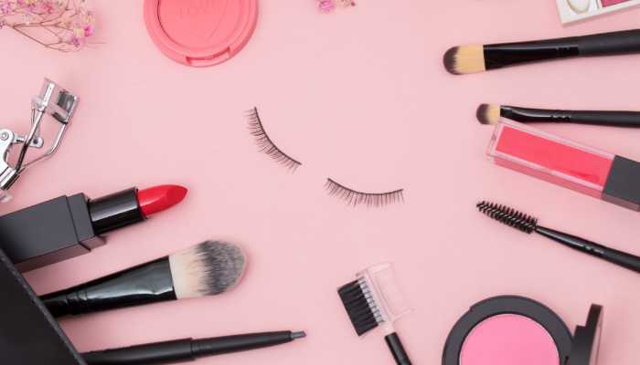 初学者选什么画眼线?眼线液还是眼线笔? 初学者选什么画眼线?眼线液还是眼线笔?