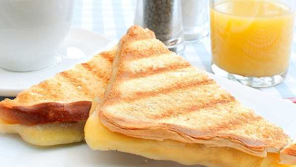 女性喝什么可以养生保健？女性可以经常喝六种养颜茶