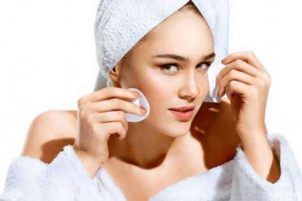 一般卸妆水可不可以卸全脸？脸部卸妆有什么需要注意的
