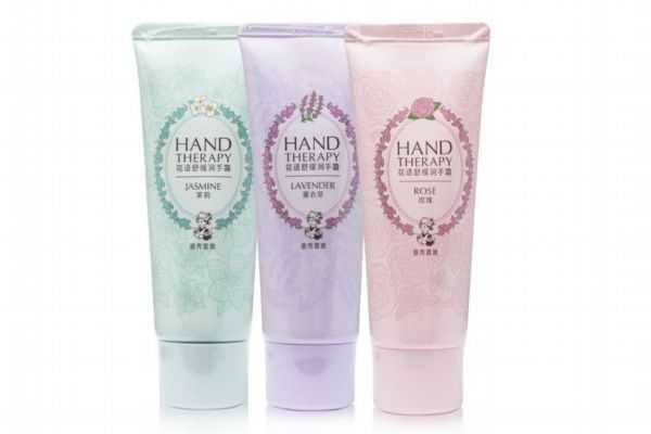 护手霜能用来擦脸吗?用护手霜擦脸会怎么样 护手霜能用来擦脸吗?用护手霜擦脸会怎么样