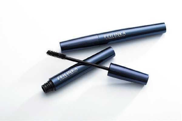 睫毛膏是直接涂在睫毛上吗 睫毛膏是直接涂在睫毛上吗