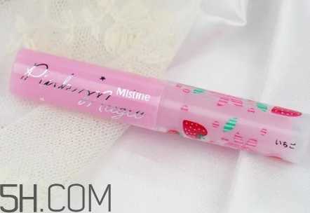 mistine草莓唇膏要不要卸妆?mistine草莓变色唇膏原理 mistine草莓唇膏要不要卸妆?mistine草莓变色唇膏原理