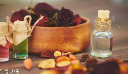 基础精油的使用方法