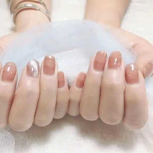 美甲才一个星期甲面就不亮了怎么回事?如何解决? 美甲才一个星期甲面就不亮了怎么回事?如何解决?