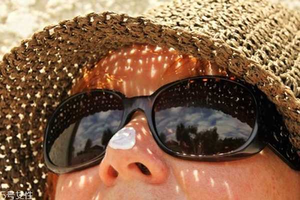 狂长痘痘怎么办