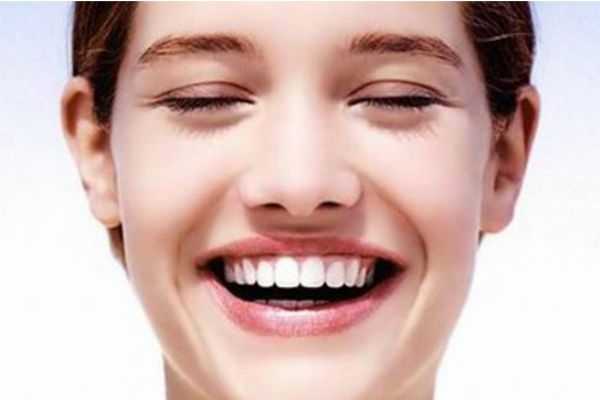 烟酰胺是变黑后才白吗 烟酰胺是变黑后才白吗