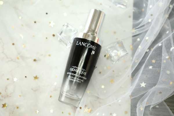 兰蔻小黑瓶是肌底液还是精华液 兰蔻小黑瓶是肌底液还是精华液