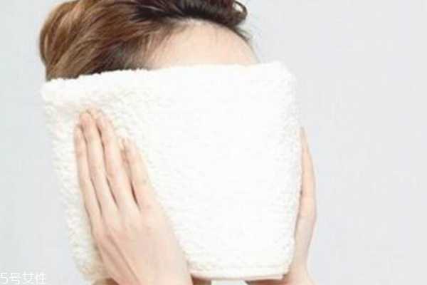 面膜泥怎么用 泥膜的正确使用方法