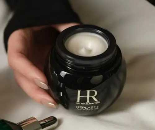 赫莲娜黑绷带面霜功效作用 赫莲娜黑绷带面霜功效作用