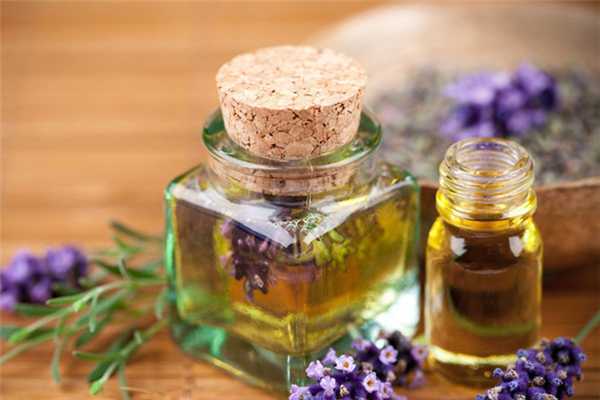 薰衣草精油可以大规模涂抹吗 薰衣草精油涂多了怎么办