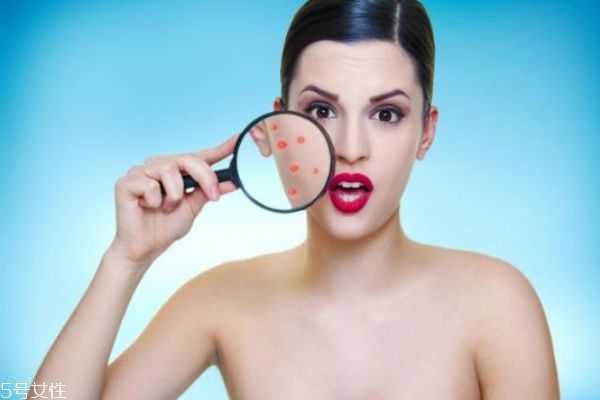 睡眠面膜白天可以当面霜用吗