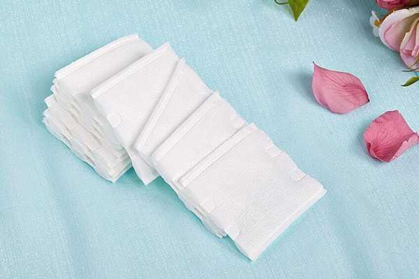 化妆棉可以当面膜贴吗