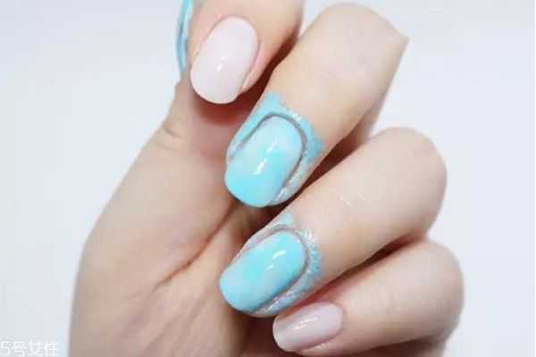 圆点爱心美甲教程 线条美甲教程