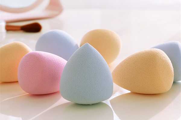 美妆蛋有霉点还能用吗 美妆蛋有霉点还能用吗