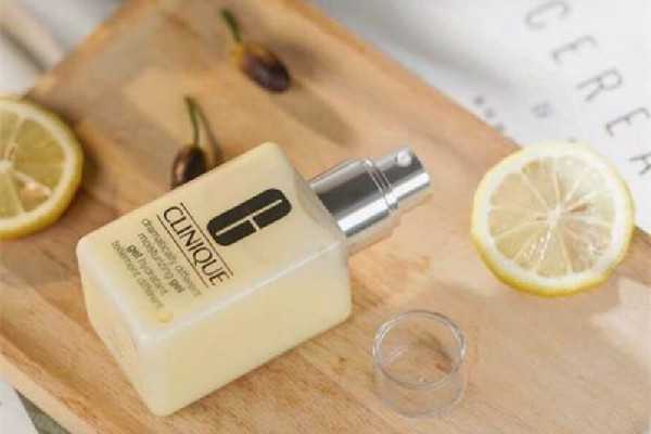 倩碧黄油有油无油区别 倩碧黄油有几种版本