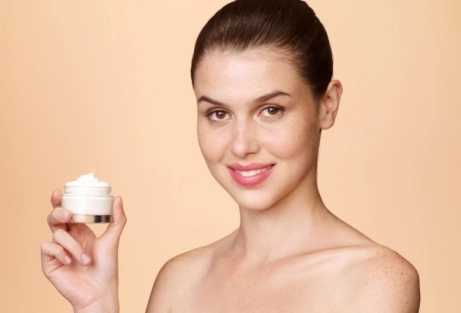 秋天用什么牌子的护肤品好 秋天用什么牌子的护肤品好