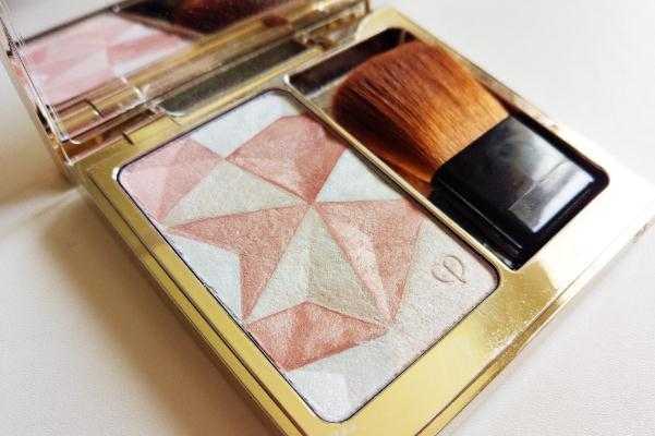 高光粉可以当眼影吗