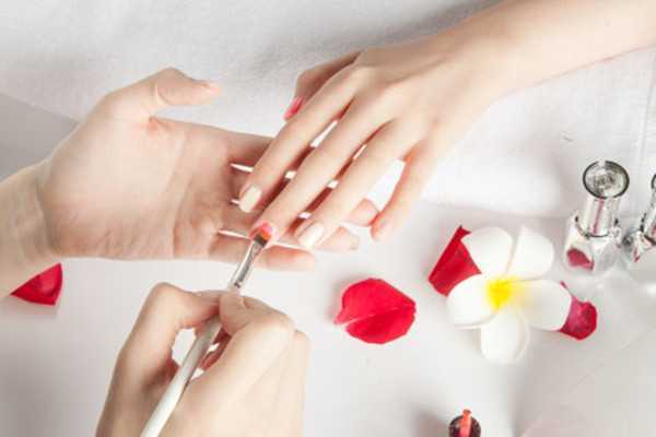 怎么看指甲油的好坏?只需要这5个步骤 怎么看指甲油的好坏?只需要这5个步骤