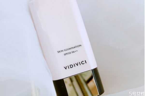 妆前乳可以用什么代替?妆前乳可以当乳液用么