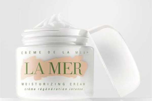 面霜多大年龄用？冬天用面霜还是用乳液