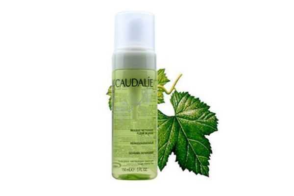 欧缇丽洗面奶怎么使用