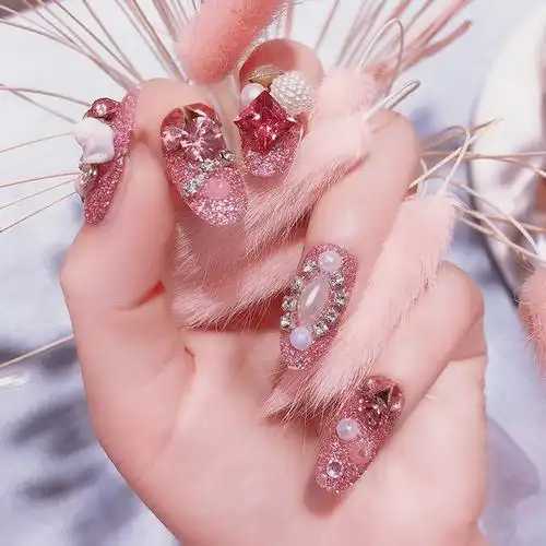 指甲油可以涂一晚上吗