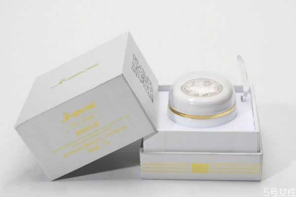 珍珠膏用了为什么变黑?珍珠膏用多久会美白 珍珠膏用了为什么变黑?珍珠膏用多久会美白