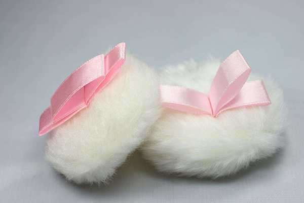 粉扑能用卸妆水清洗吗 粉扑能用卸妆水清洗吗