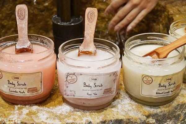 身体磨砂膏多久用一次呢 身体磨砂膏多久用一次呢