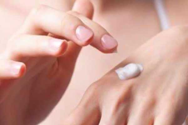 过期的护手霜可以涂脚吗