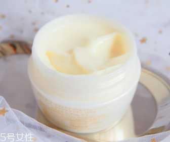 卸妆膏适合油性皮肤吗 挑对了不长粉刺