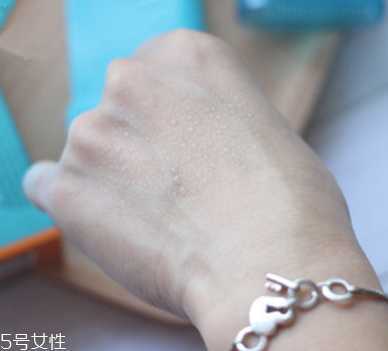 ahc防晒棒好用吗？ahc防晒棒油吗