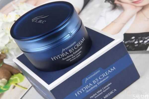 ahc面霜适合油性肤质吗?ahc面霜适合什么年龄 ahc面霜适合油性肤质吗?ahc面霜适合什么年龄