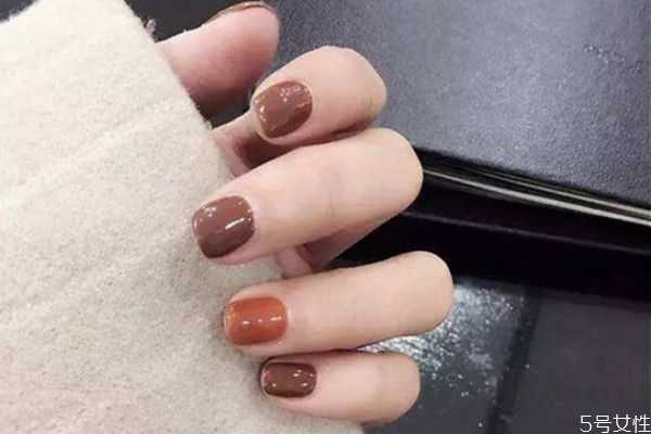 美甲店做的美甲能保持多久 美甲店做的美甲能保持多久