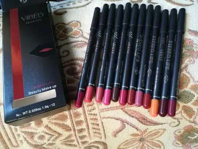 唇线笔有什么颜色 唇线笔有什么颜色