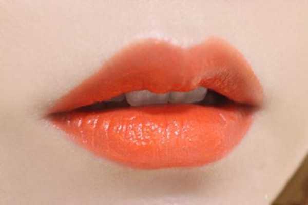 夏季适合什么色系的口红