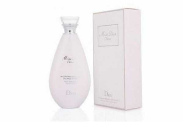 皮肤干燥用什么身体乳好